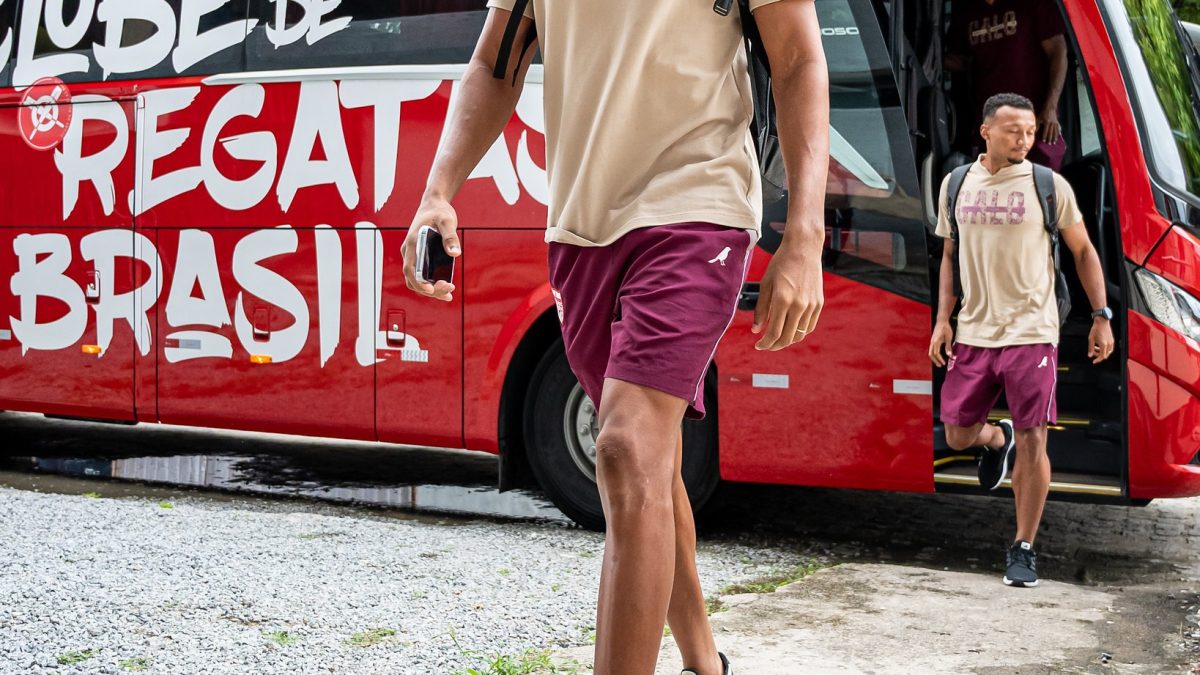 Barroca promove duas mudanças no meio-campo do CRB para duelo com São Bernardo