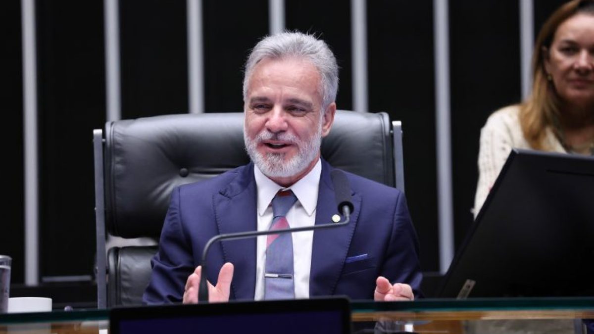 Comissão aprova regras para o uso de óculos inteligentes no trânsito