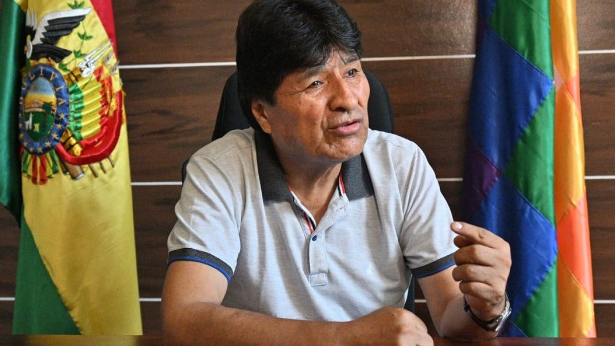 Evo Morales anuncia suspensão temporária de bloqueios de rodovias na Bolívia