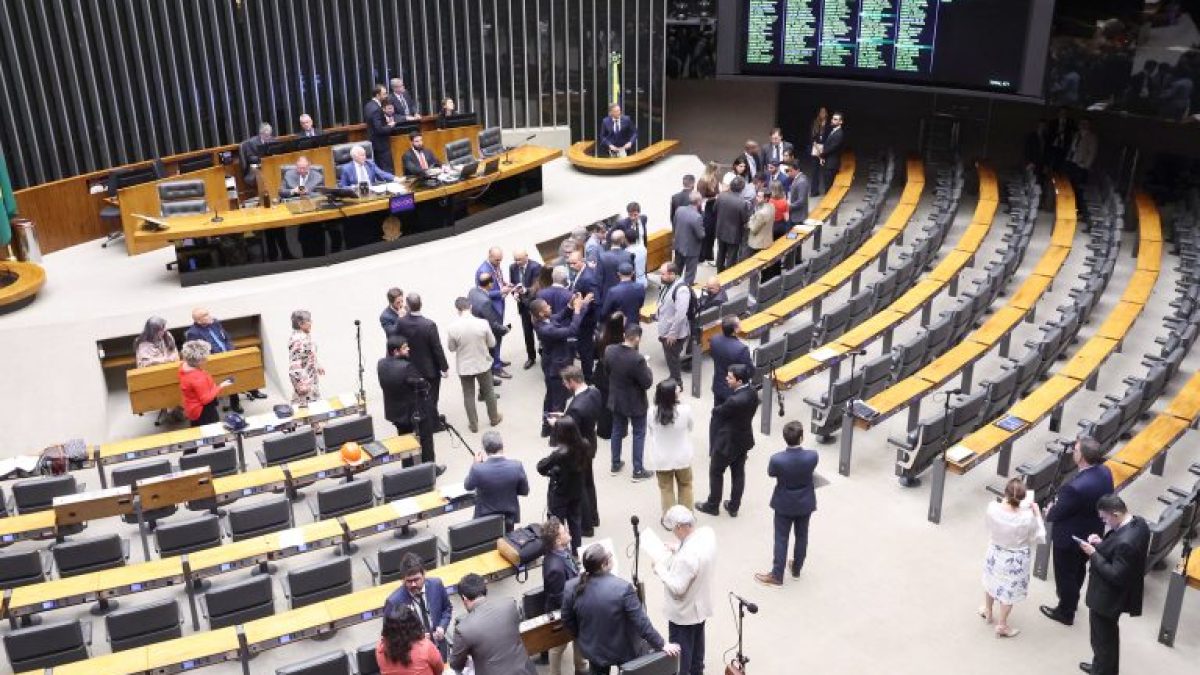 Câmara pode votar projetos de saúde com foco em TDAH, epilepsia e hemoderivados