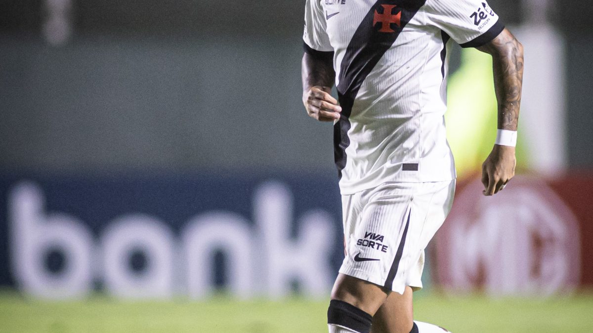 Lucas Freitas recebe proposta de time da MLS, que busca empréstimo com o Vasco