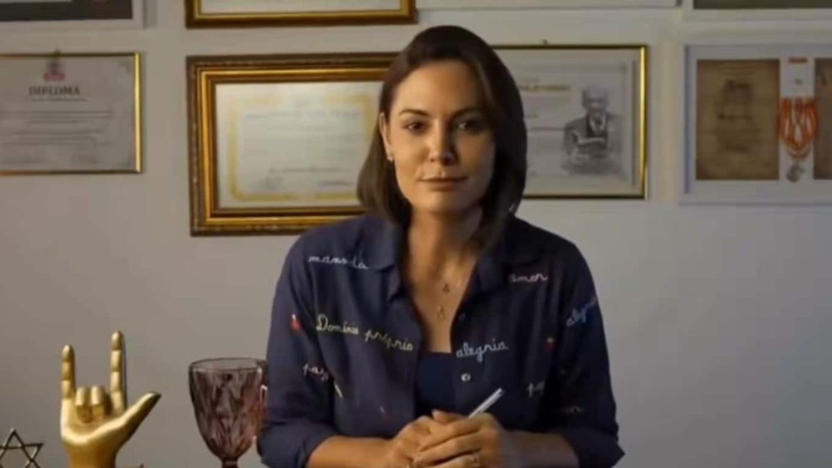 VÍDEO: Michelle repetindo “com vontade” insultos a Bolsonaro e filhos vira zoeira nas redes