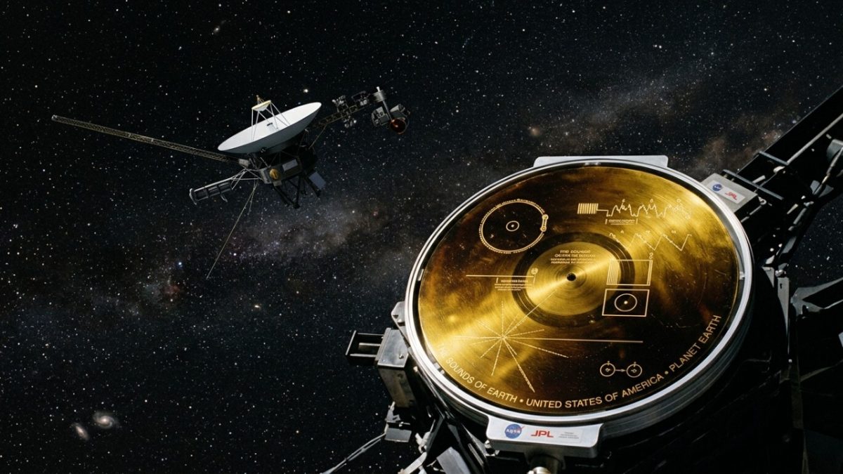 Disco de ouro da Voyager usa tecnologia nuclear para marcar tempo por bilhões de anos