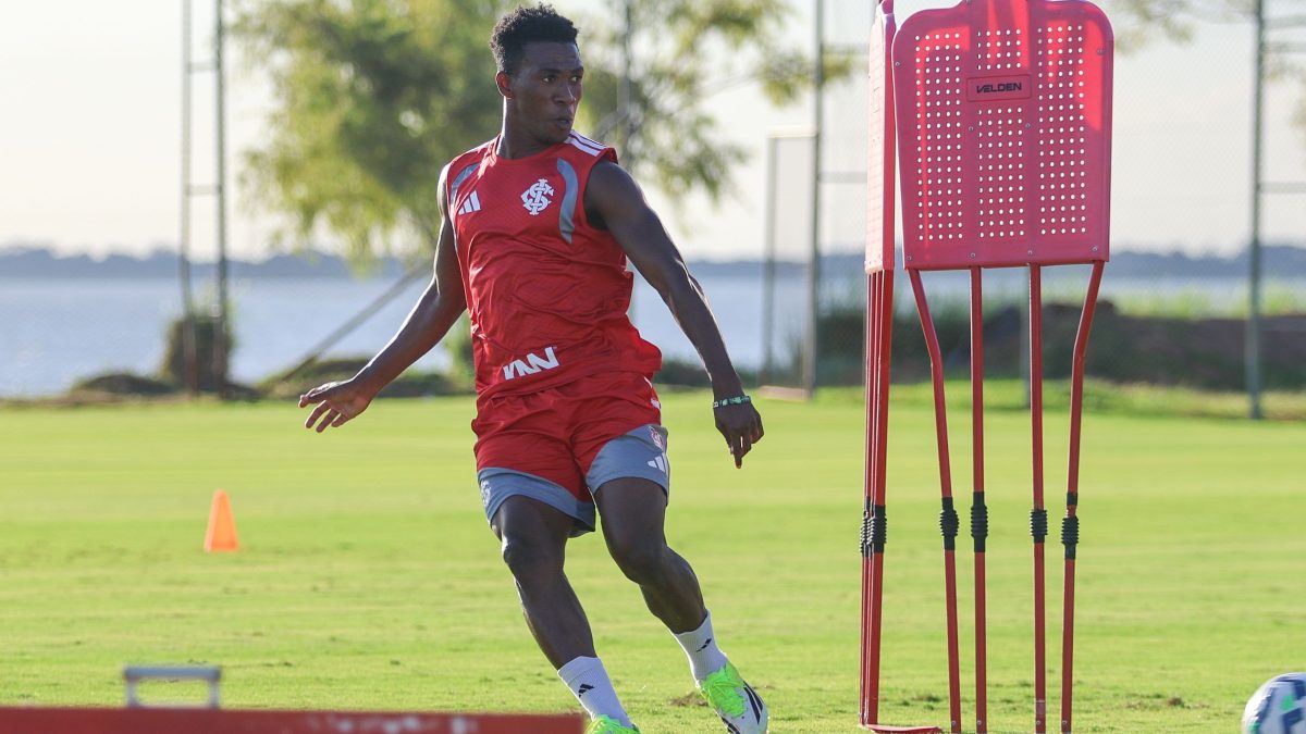 Inter prioriza renovação de Benjamin Arhin e adota plano físico para reduzir lesões