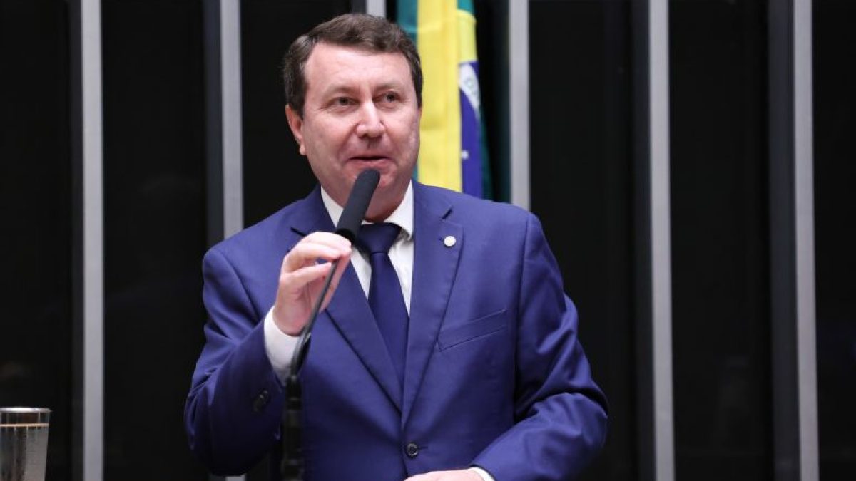 Comissão aprova proteção de consumidor no uso de produto e serviço com inteligência artificial