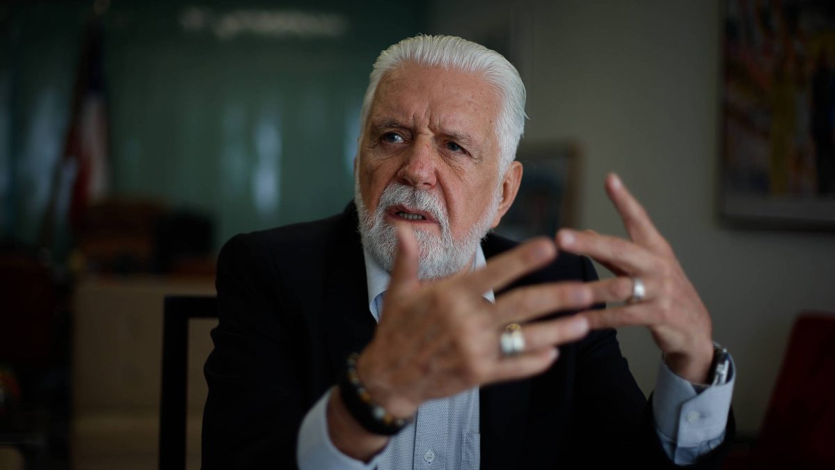 Brecha permite que senadores fiquem com diárias não gastas em missões oficiais