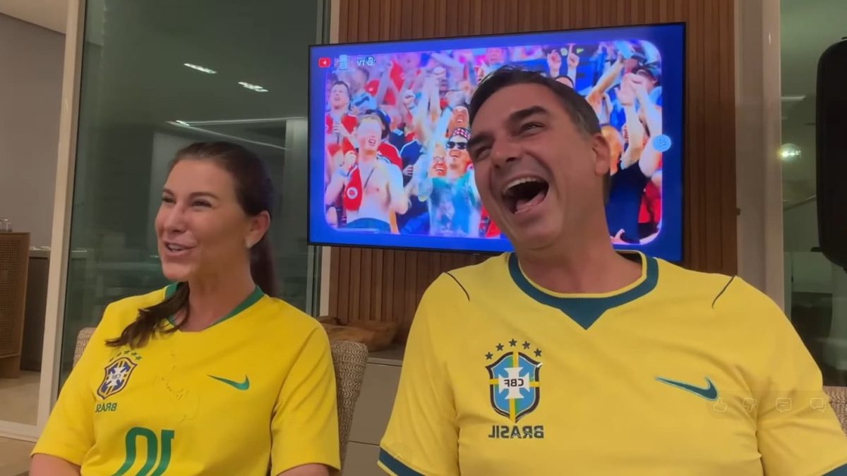 Flávio Bolsonaro usa a esposa, Fernanda, para rebater a madrasta, Michelle