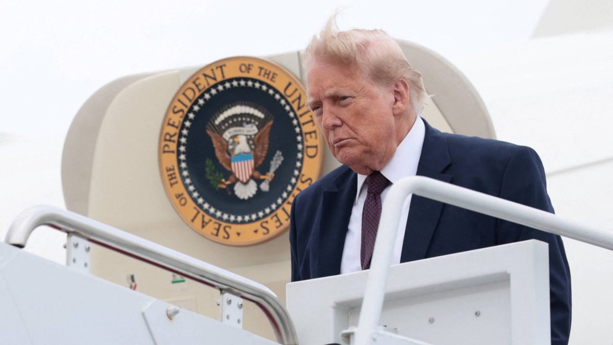 Trump cai a 34% e chega ao pior índice de aprovação do segundo mandato