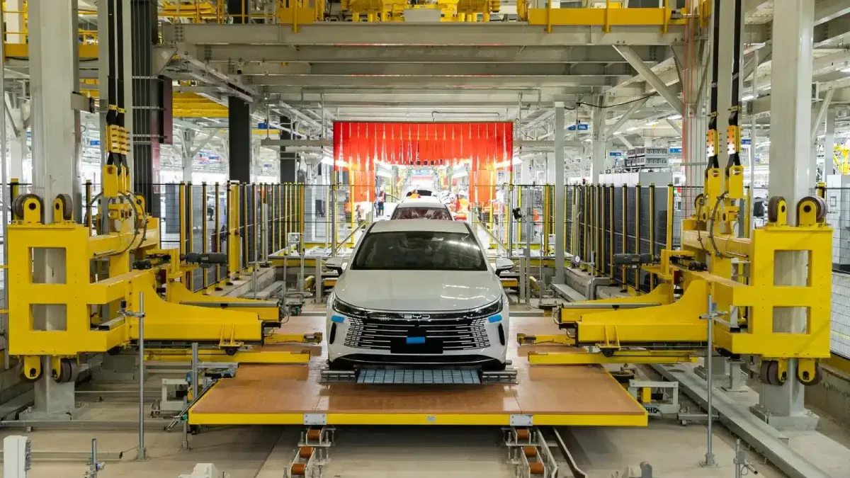 BYD bate novo recorde no Brasil e confirma avanço dos carros elétricos e híbridos no país
