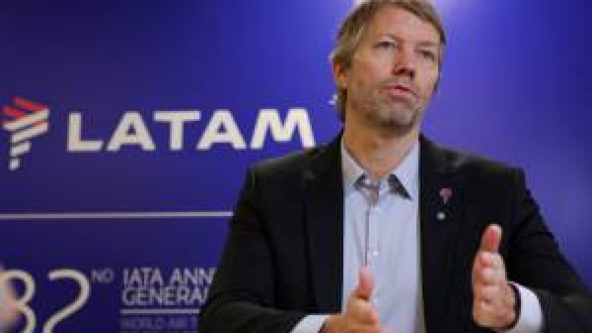 LATAM Brasil reduz capacidade de voos em 3% por alta do combustível