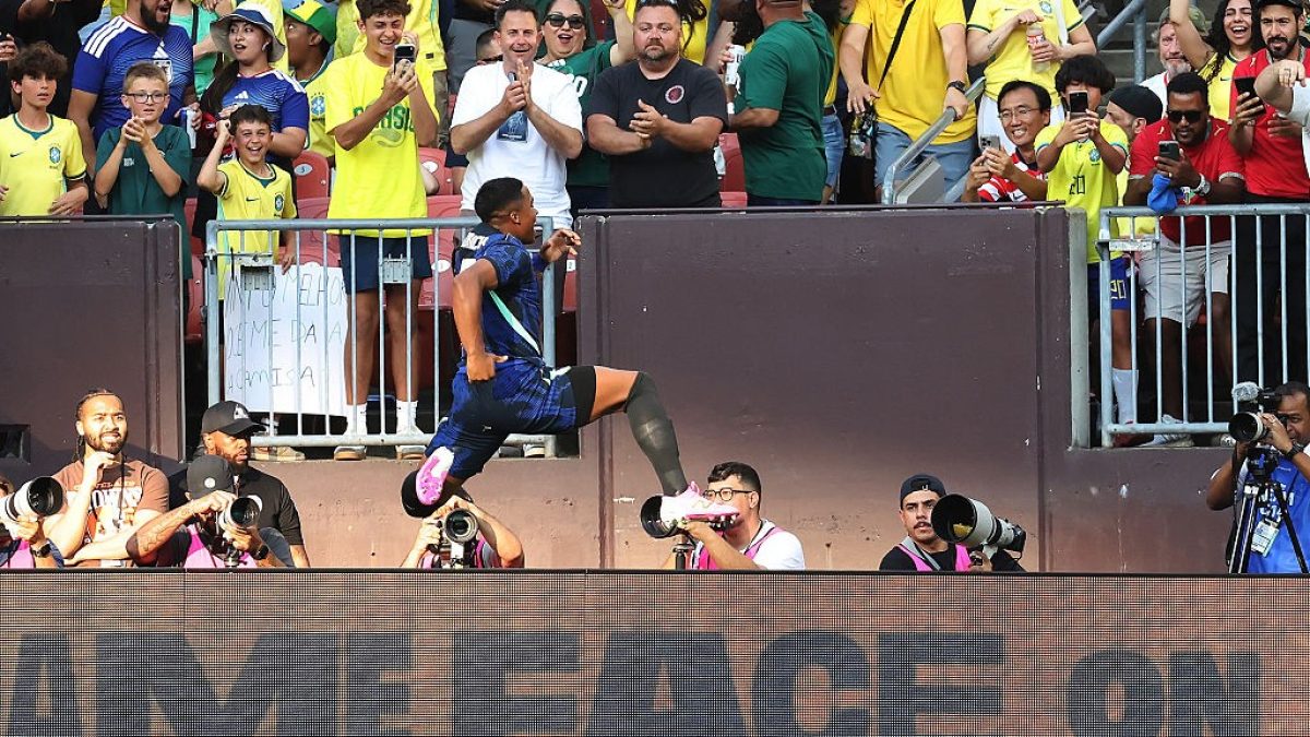 Brasil vence Egito em amistoso, mas lesão de Wesley e falhas defensivas preocupam a uma semana da Copa