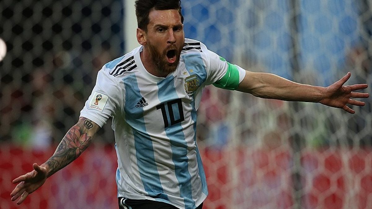 Messi fez apenas dois gols contra campeões do Mundo