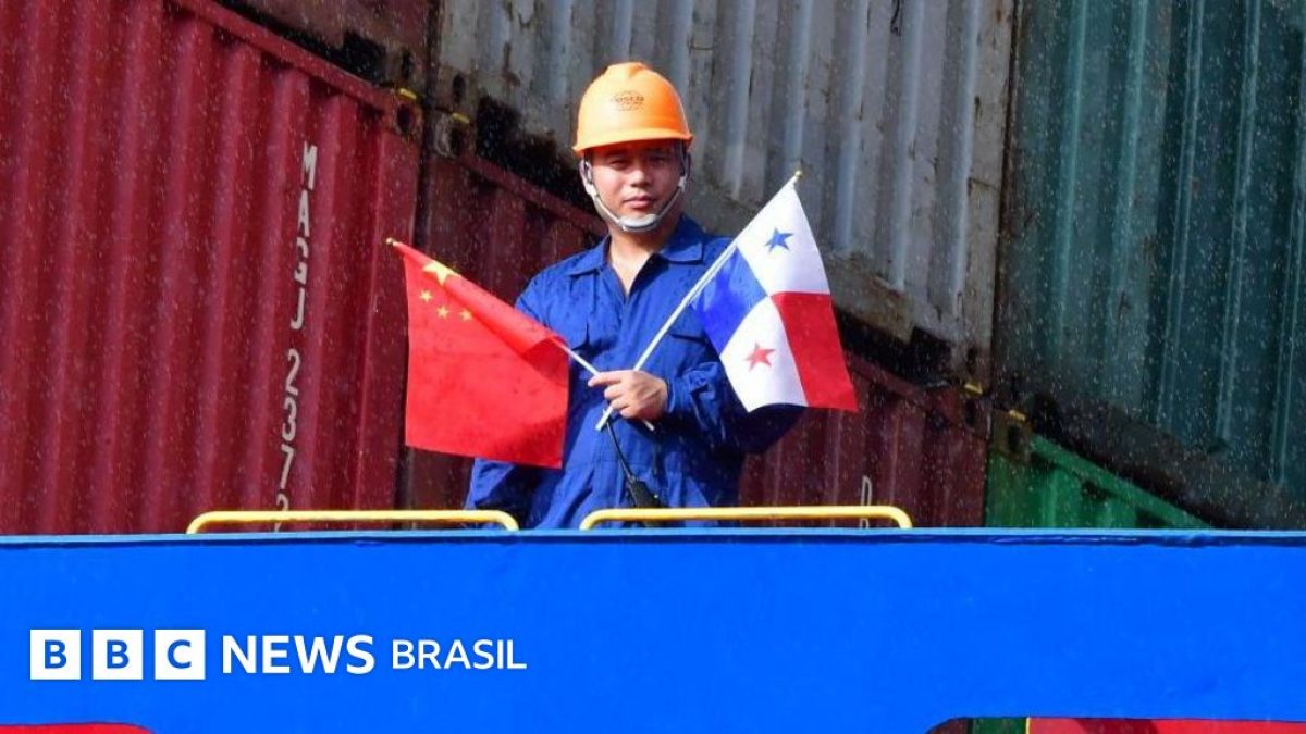 Retenção de navios panamenhos na China cresce após perda de concessão de portos no Canal