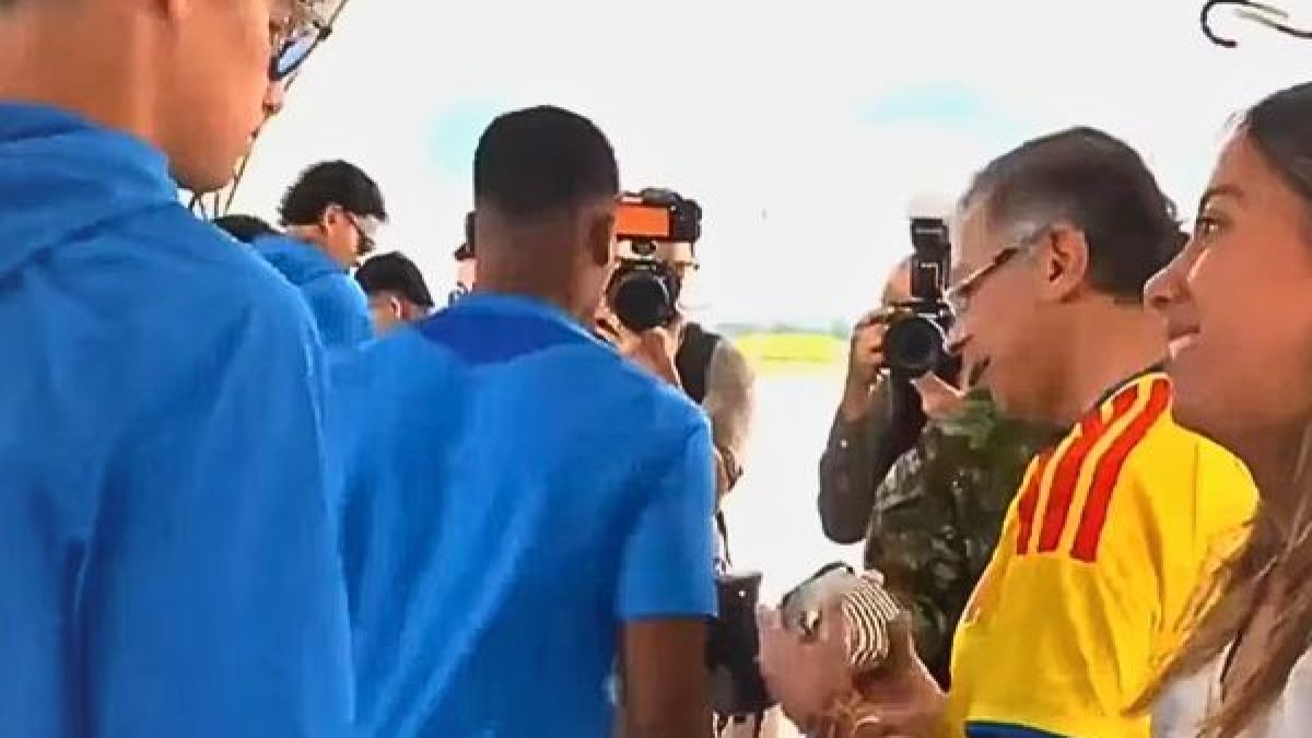Filha de presidente colombiano chama James Rodríguez de 'indigno' após recusa de foto
