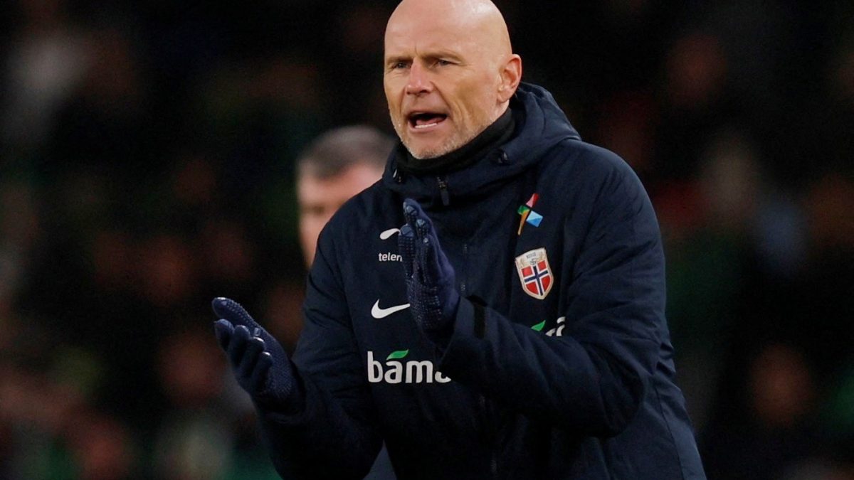 Técnico da Noruega que teve coração parado por 7 minutos lidera seleção na Copa