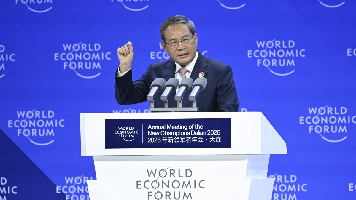 Mundo corre risco de ‘perder o controle’ da IA, alerta China em apelo por regulamentação