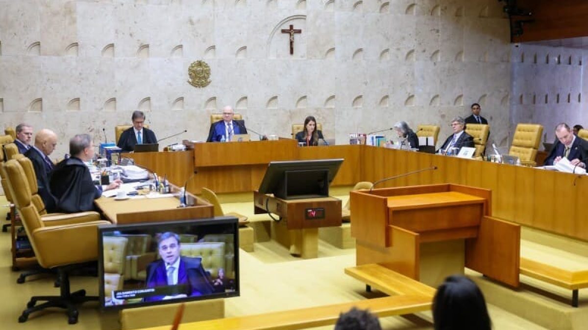 STF valida redução de cinco anos para aposentadoria de professores