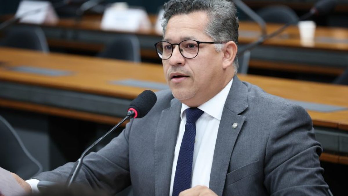 Comissão aprova projeto que cria política de proteção para pescadores artesanais