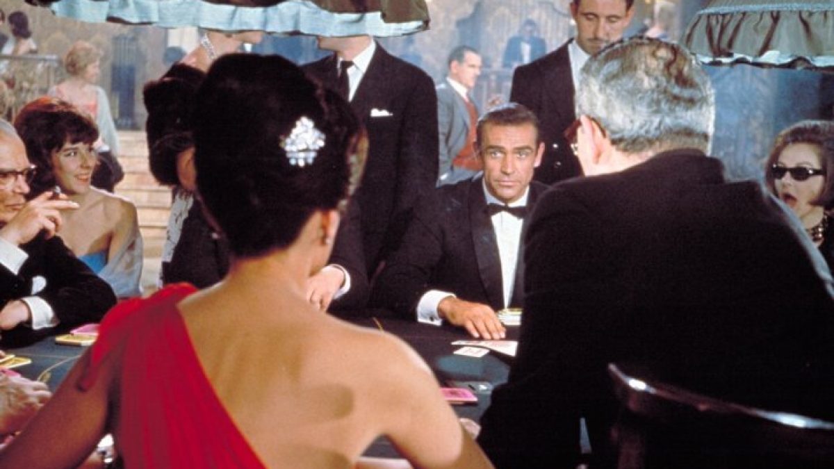 Idris Elba diz que James Bond não deve ser reformulado e que público rejeitaria um 007 negro