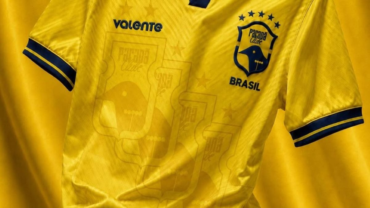 Camisas do Paraná Clube em homenagem à Seleção Brasileira de 1994 esgotam; veja fotos