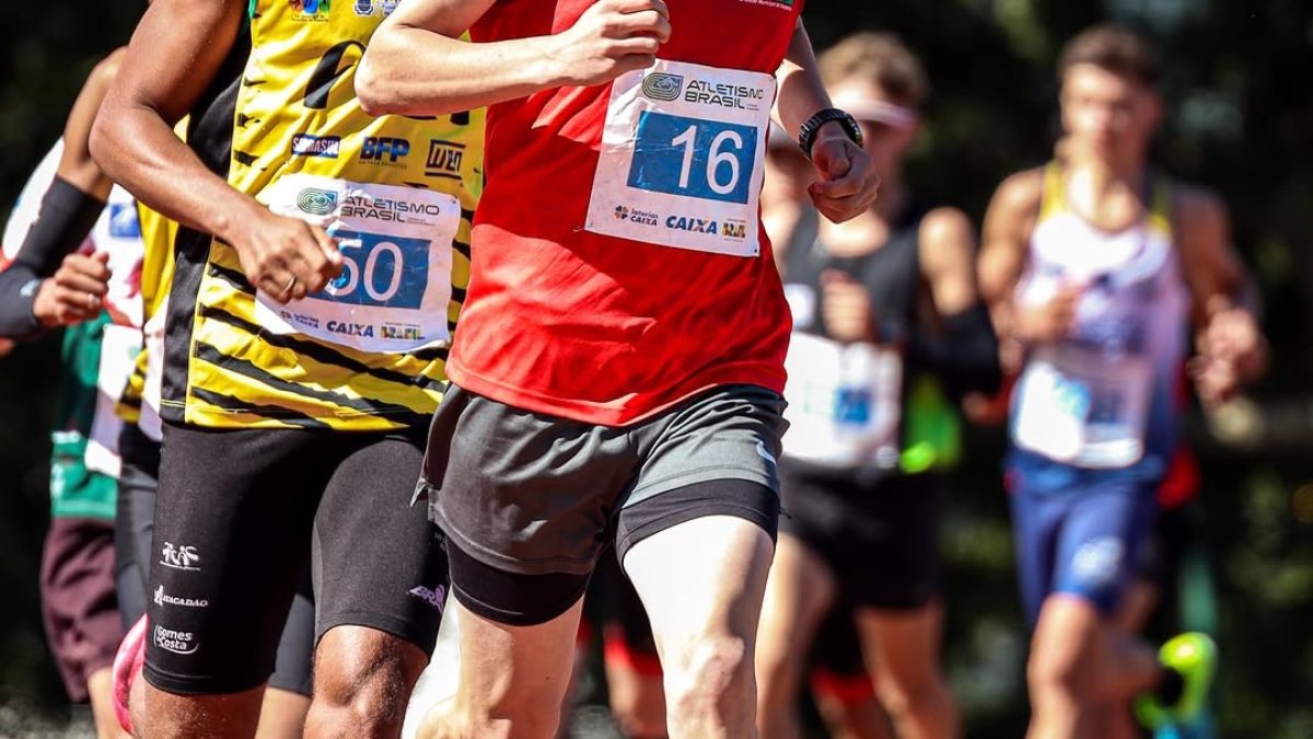 Catarinense de Atletismo reúne 350 atletas em Jaraguá do Sul com transmissão ao vivo