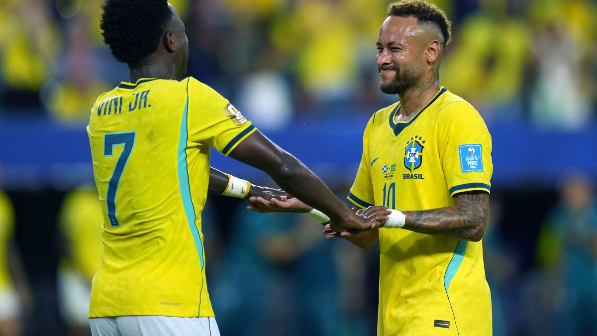 A exaltação de Neymar a Vini Jr. após vitória sobre Escócia