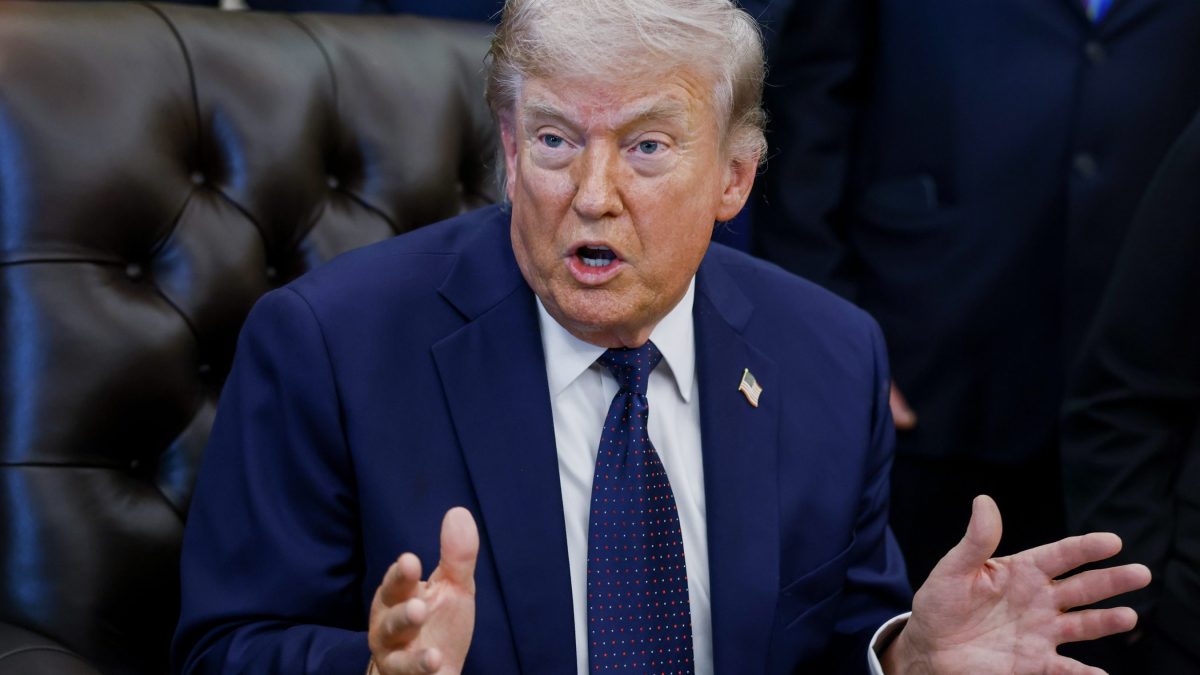 Mesmo após Irã desmentir, Trump insiste que país aceitou inspeções em plantas nucleares