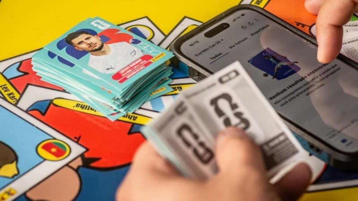 Projeto obriga fabricantes a orientar sobre descarte de papel siliconado de figurinhas