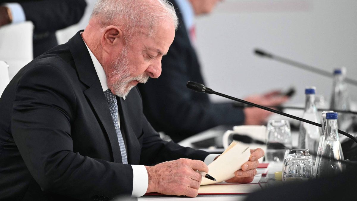 Lula a Trump: 'Não se metam nas eleições do Brasil' em Genebra