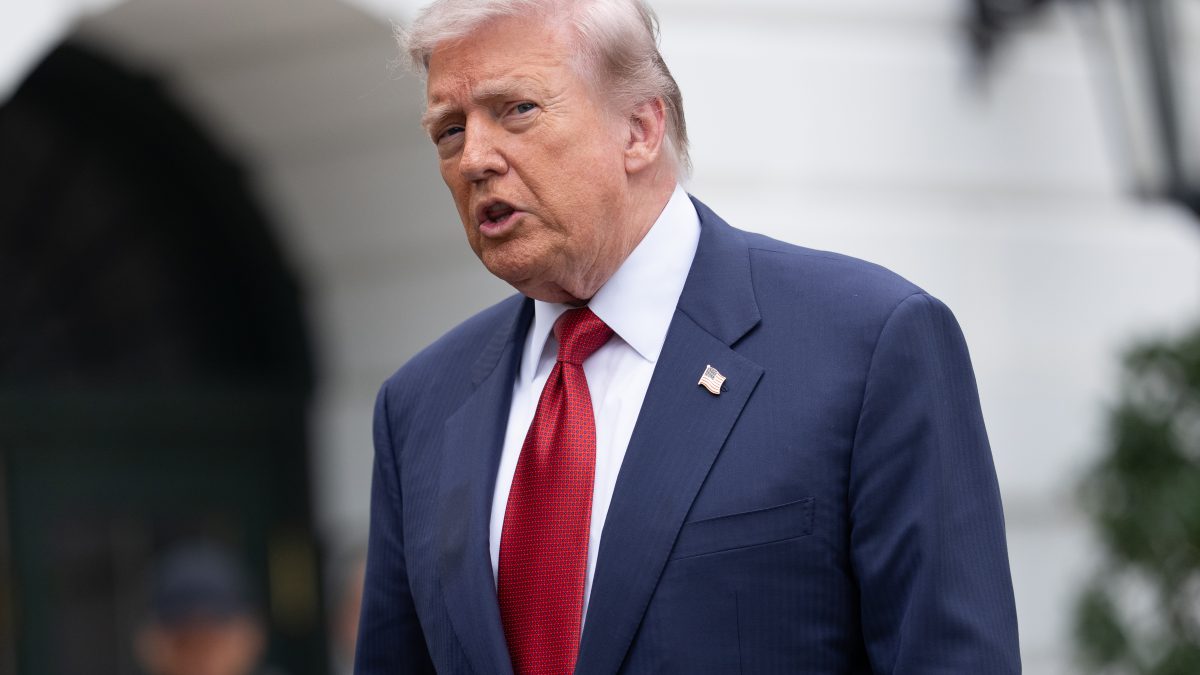 Trump encerra entrevista após ser questionado sobre alegações de fraude eleitoral