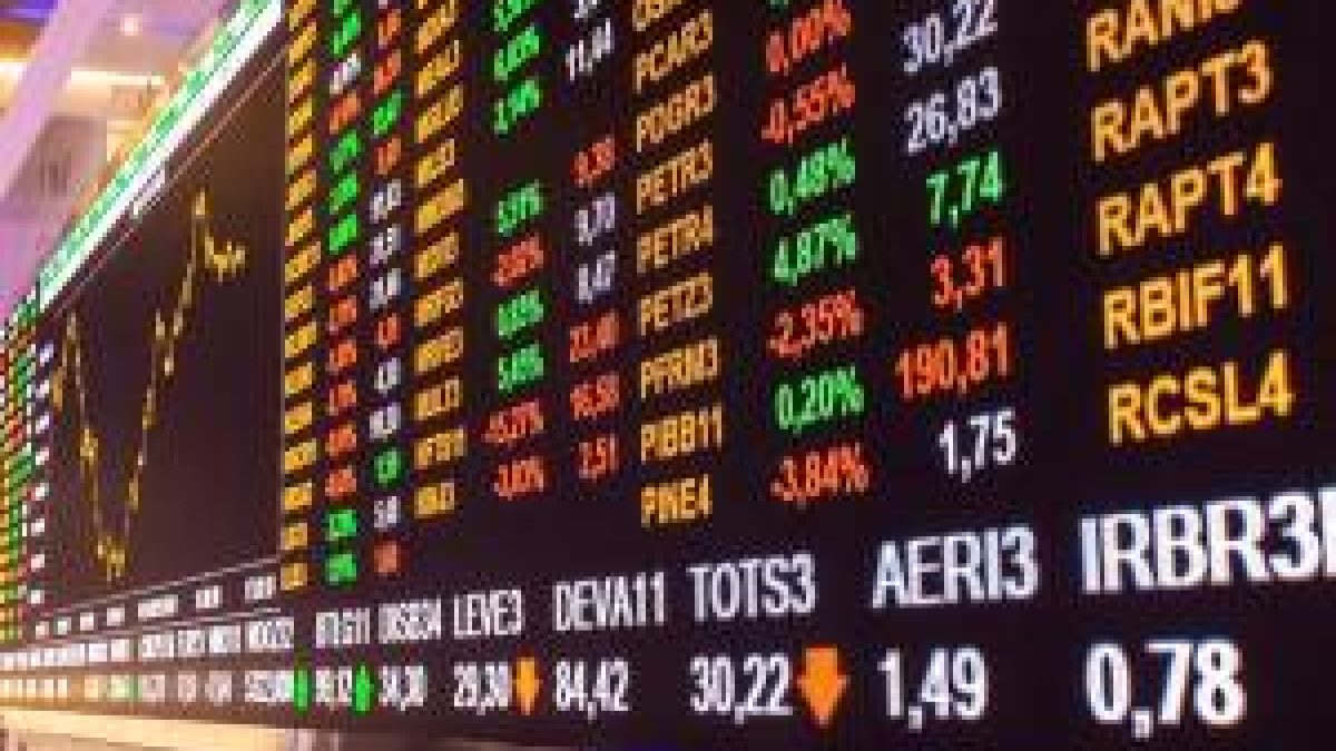 Ibovespa acumula queda de 15% após recorde e tem pior sequência semanal