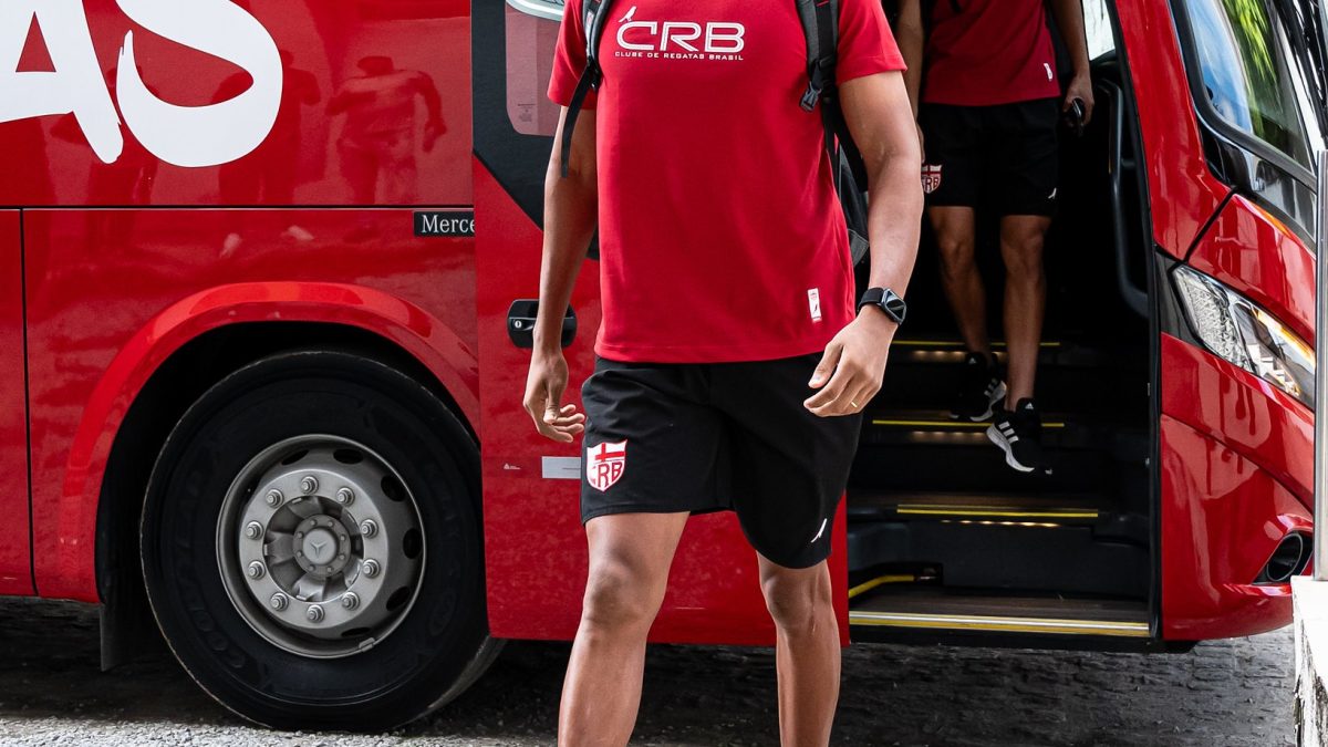 Reforço do Grêmio, Wallace vai pagar instalação de ar-condicionado em refeitório do CRB