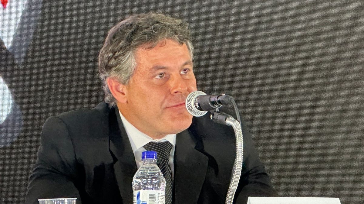 Caso Nike: Justiça aceita denúncia e torna réu Armando Mendonça, vice-presidente do Corinthians