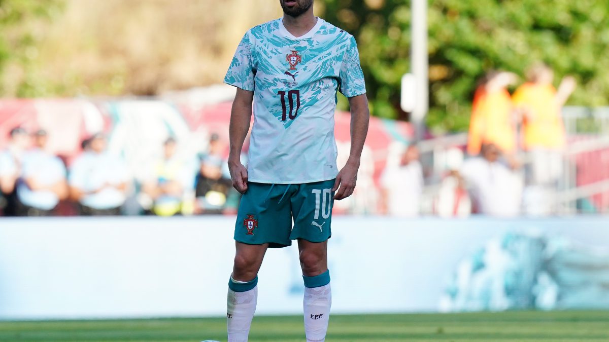 Mourinho quer levar Bernardo Silva ao Real Madrid, afirma jornal espanhol