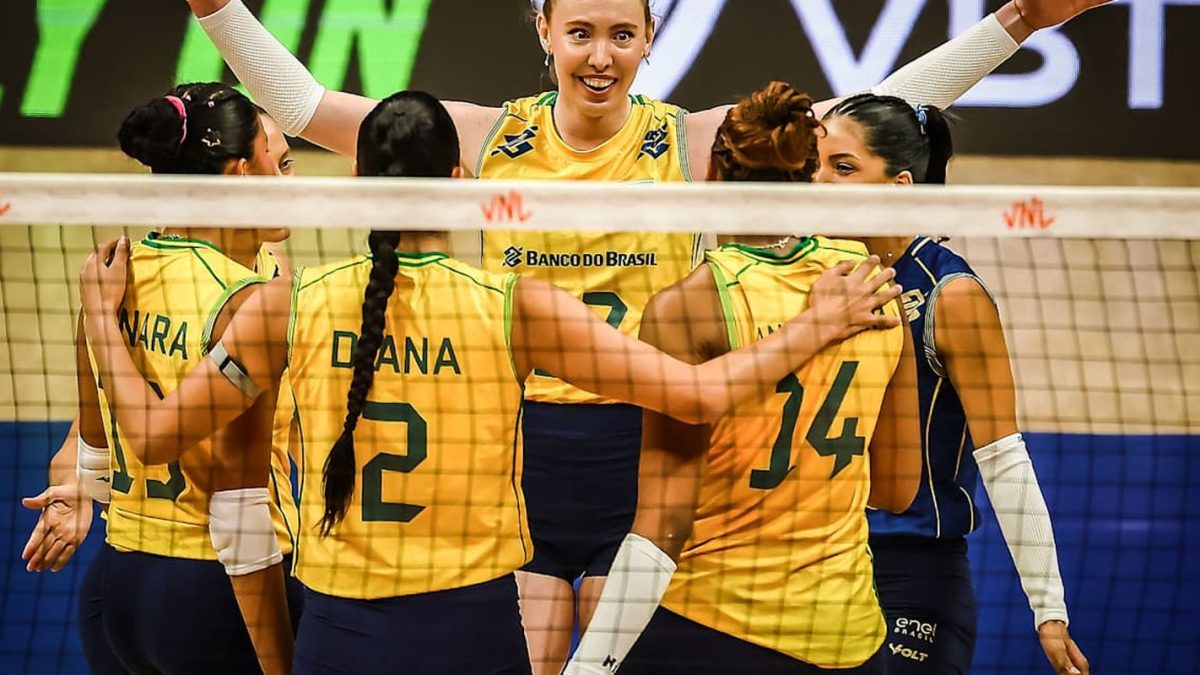 Brasil enfrenta República Dominicana pela Liga das Nações de vôlei feminino