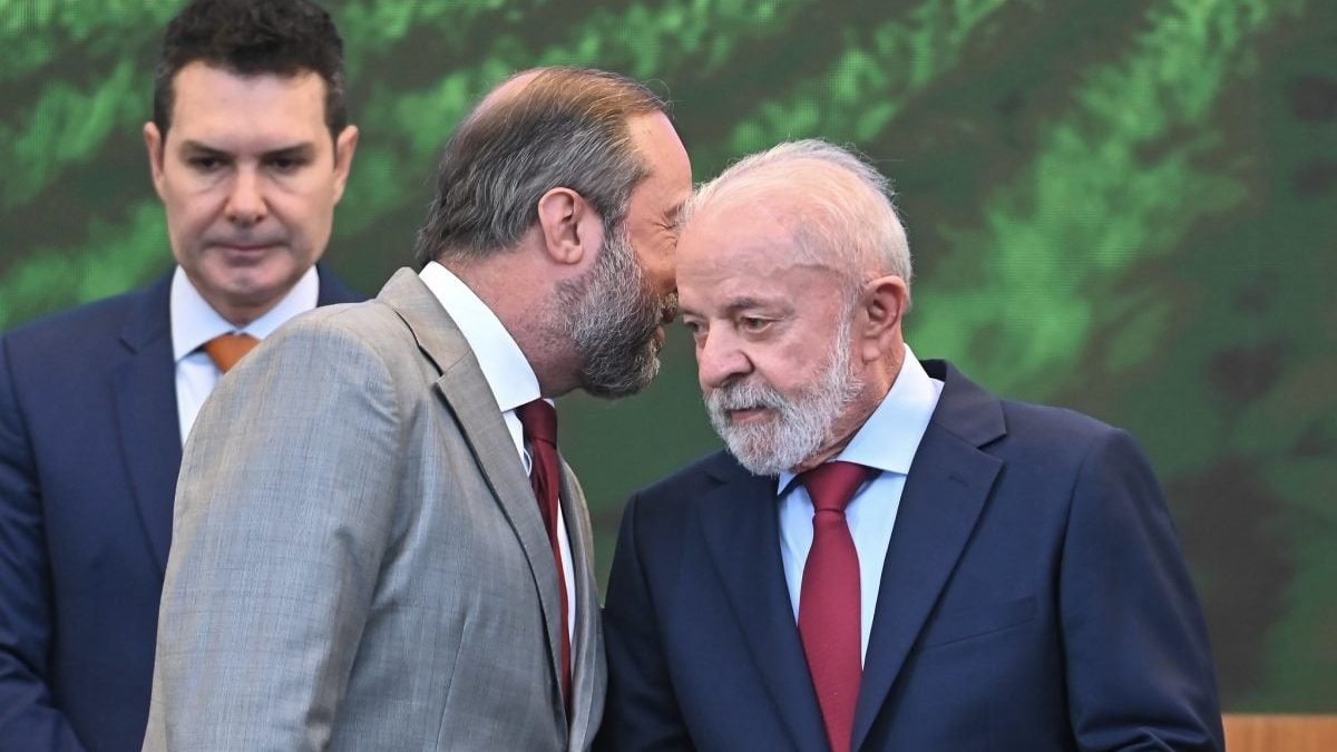 Plano de Lula para industrializar minerais críticos enfrenta resistência no governo e no Senado