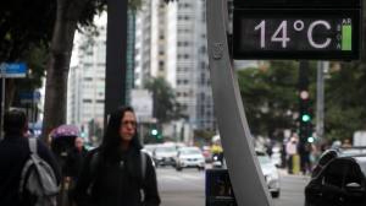 Virada no tempo traz chuva e derruba temperaturas em SP; veja quando