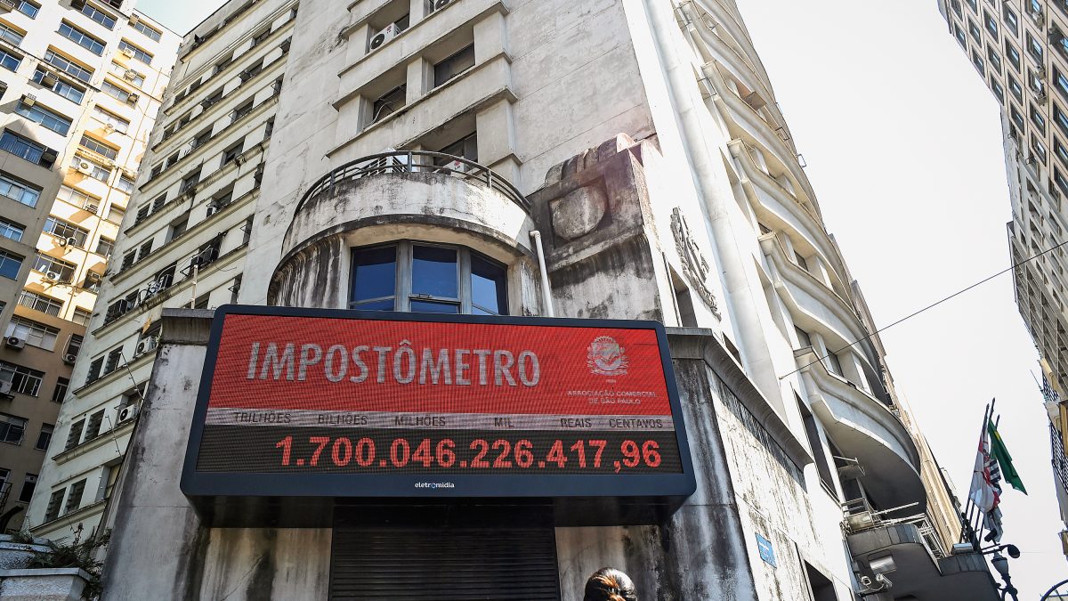Pela primeira vez, Brasil baterá R$ 2 tri em impostos no primeiro semestre
