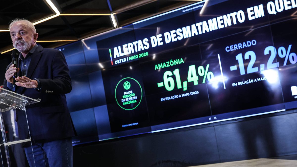 Lula anuncia queda de 37,5% no desmatamento da Amazônia e critica EUA por usar tema para tarifaço