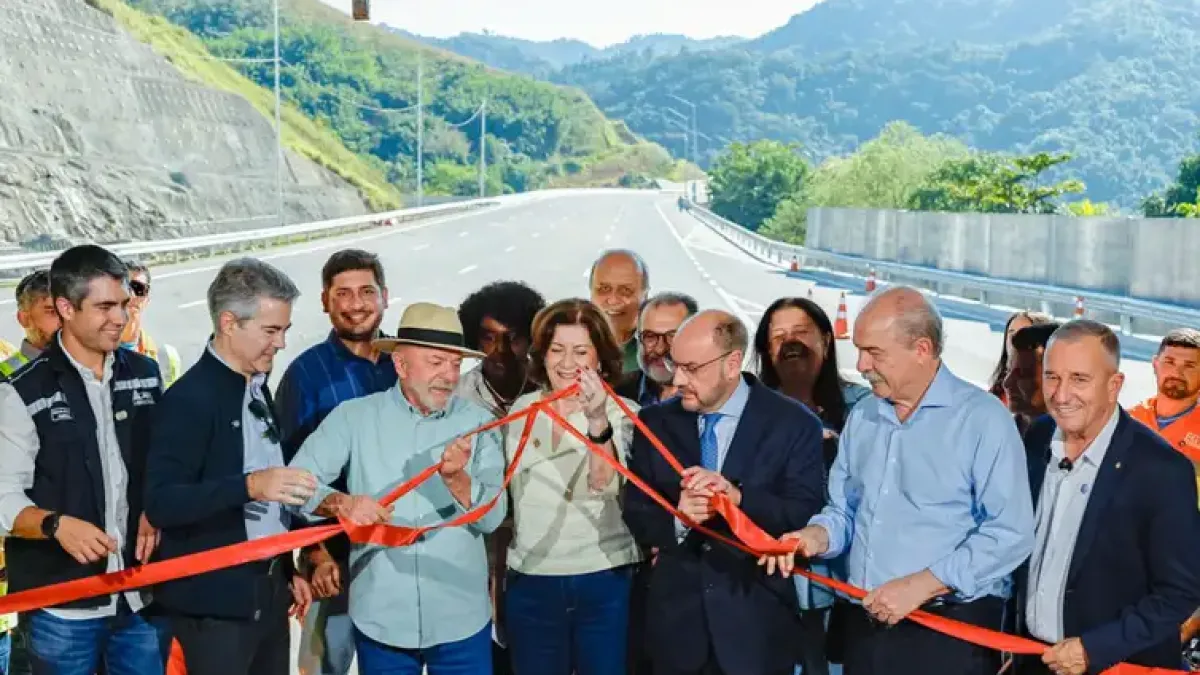 Governo inaugura primeira etapa da rodovia na Serra das Araras, no Rio