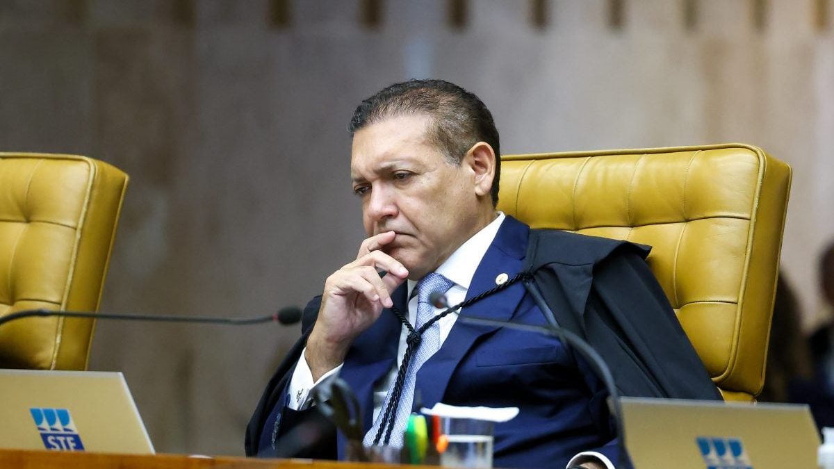 Nunes Marques barra pesquisa do AtlasIntel sobre Flávio Bolsonaro