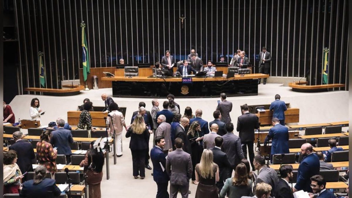 Eleição de 2026 terá R$ 56 bilhões: maior volume de dinheiro público da história