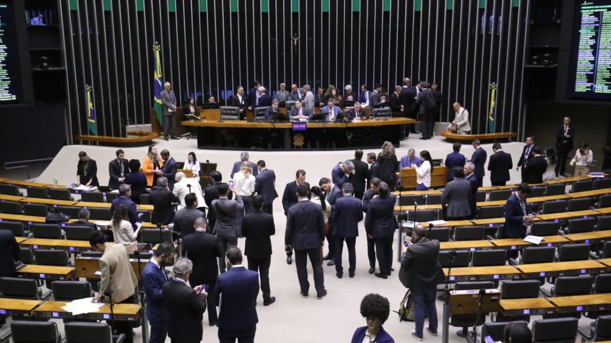 Desde 1988, Congresso recebeu 57 propostas para reduzir maioridade penal