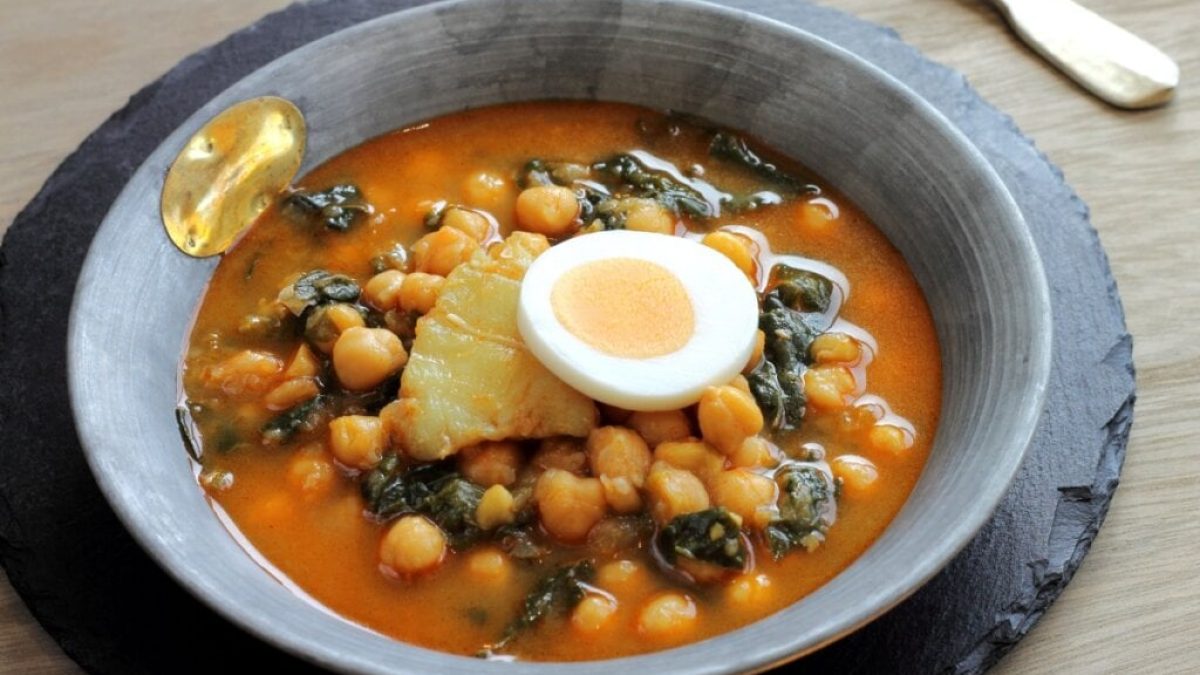 7 sopas ricas em proteínas magras para o almoço