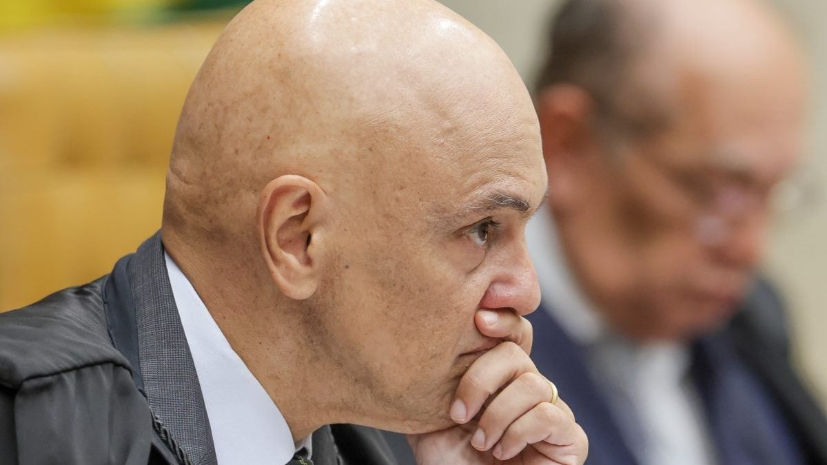 CGU terá que esclarecer pedido de compartilhamento de provas sobre Bolsonaro