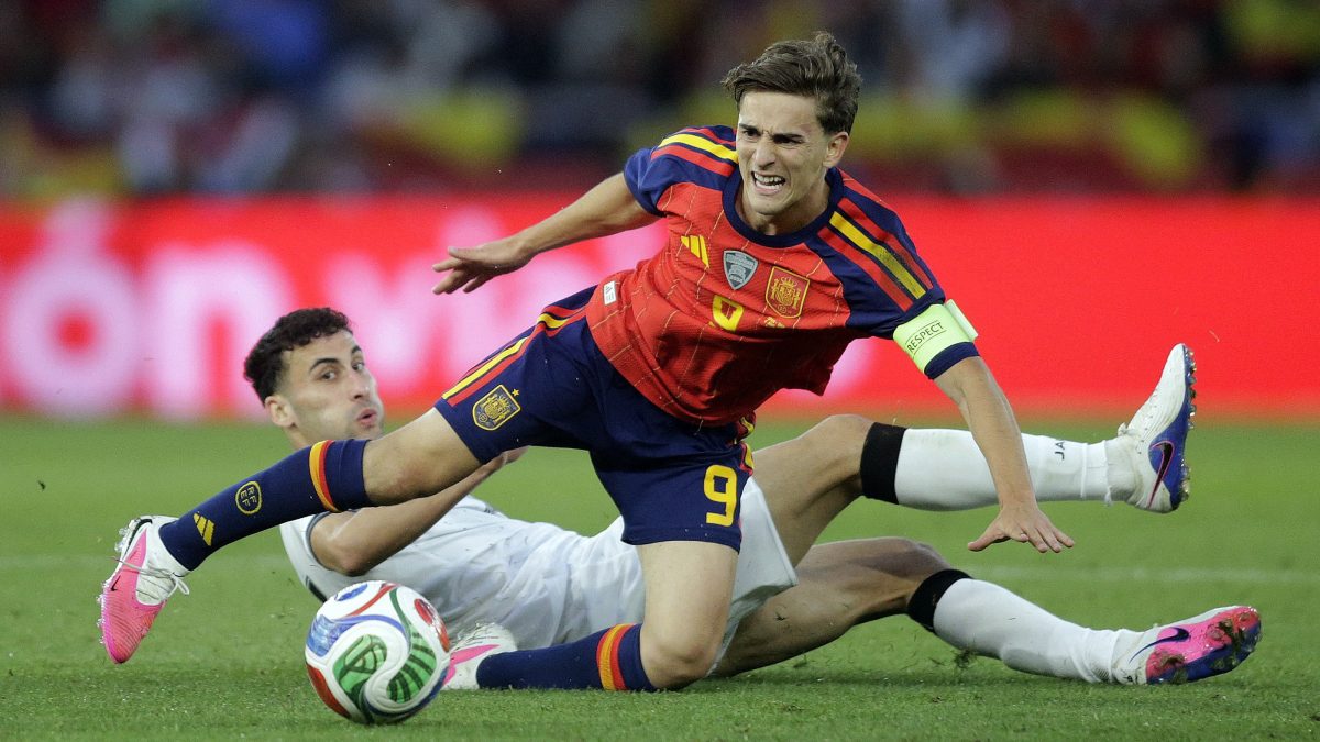 Espanha e França tropeçam em amistosos antes da Copa do Mundo