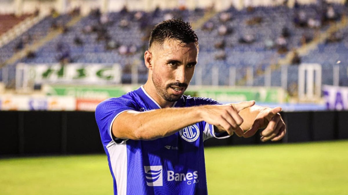 Maikon Aquino quebra jejum de quatro meses e ataque do Confiança volta a marcar na Série C