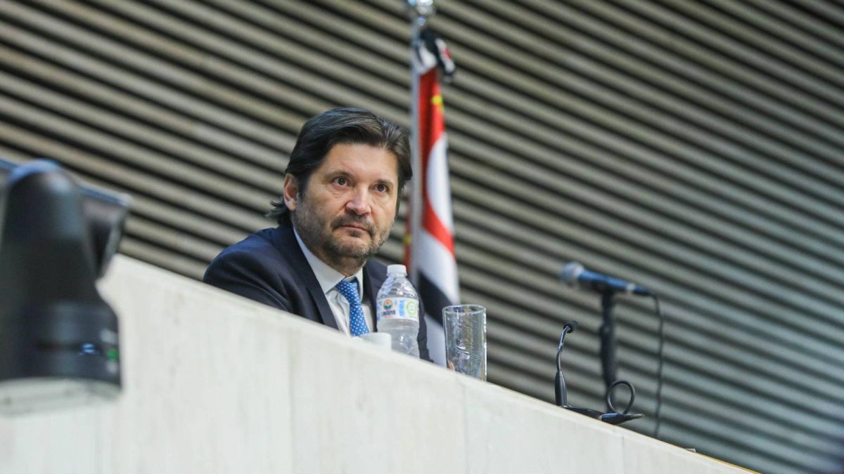 Paulo Serra desiste de candidatura a governo de SP