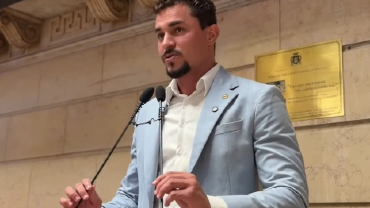 Vereador aliado de Paes que denunciou perseguição política se lança para o Congresso