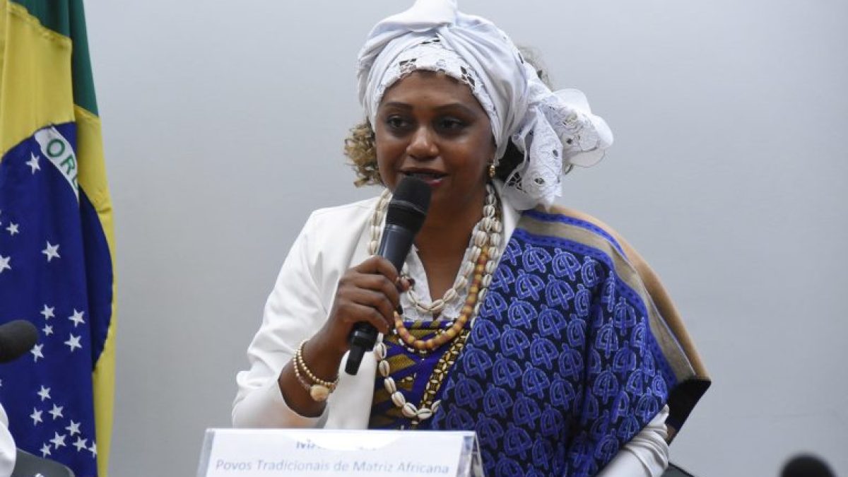 Religiões de matriz africana denunciam intolerância e racismo em audiência na Câmara